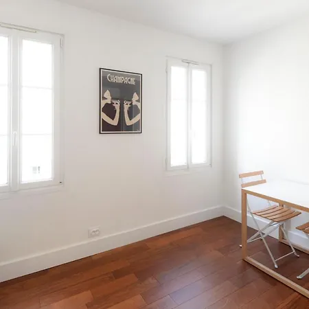 Charming Studio In Montmartre Appartamento Parigi